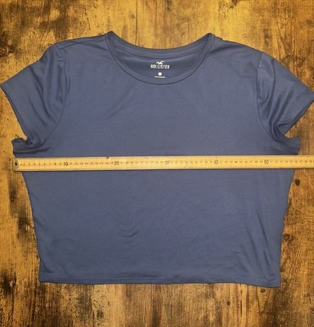 Hollister Gilly Hicks Seamless Navy Blue Crop Tee